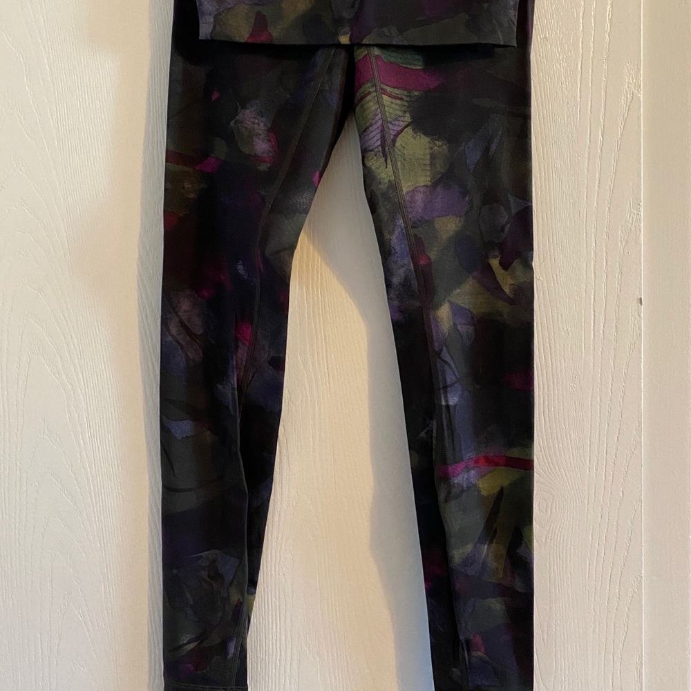 Lululemon Wunder Under Floral print Legging
